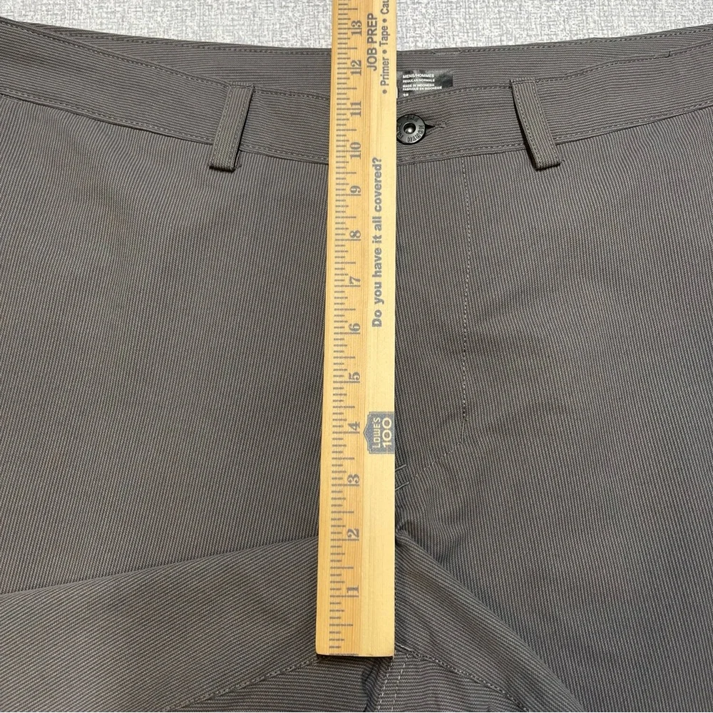 The North Face Men’s Grey Striped Shorts Narrows Performance Hiking Golf Size 38
